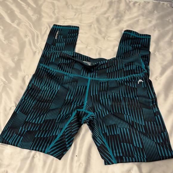 Head, workout leggings, Medium - Picture 2 of 2